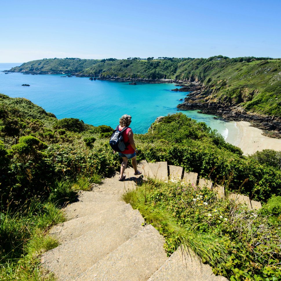 guernsey island travel